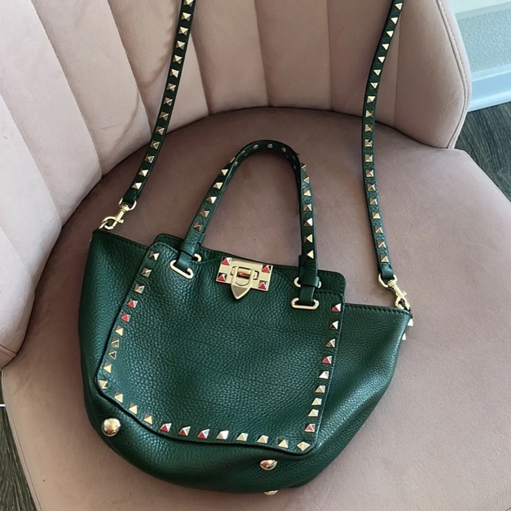 Valentino Garavani Rockstud Green bag - Picture 1 of 4